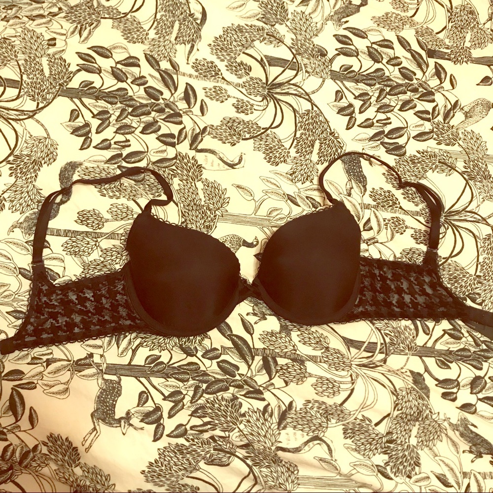 Victoria’s Secret Velvet Houndstooth Demi Bra